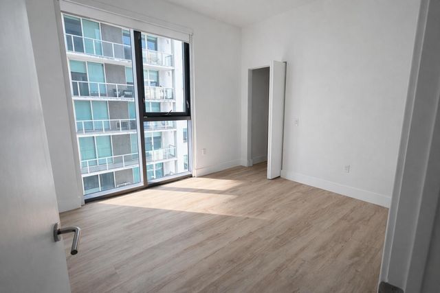 31 SE 6th Street 2708, Miami, FL 33131