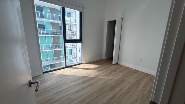 31 SE 6th Street 2708, Miami, FL 33131