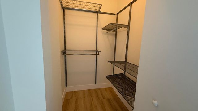 31 SE 6th Street 2708, Miami, FL 33131