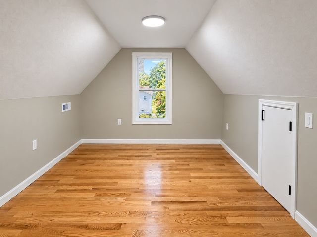 365 Nahatan St, Norwood, MA 02062