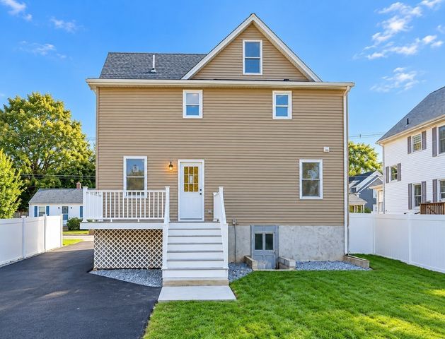 365 Nahatan St, Norwood, MA 02062