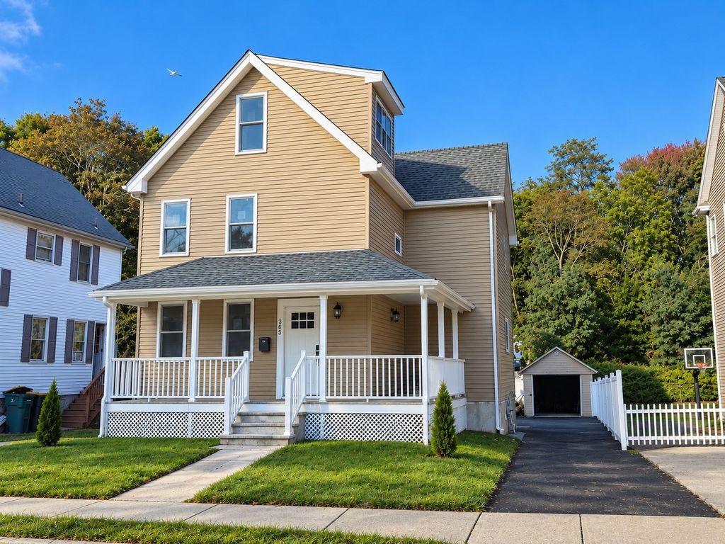 365 Nahatan St, Norwood, MA 02062