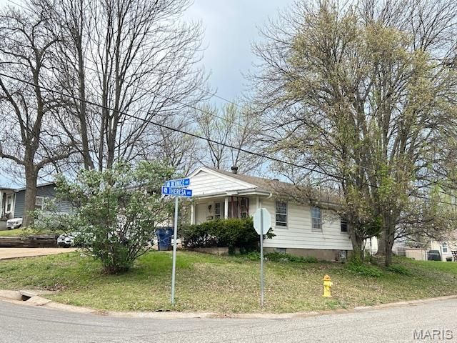 11021 Bernice Avenue, St Ann, MO 63074
