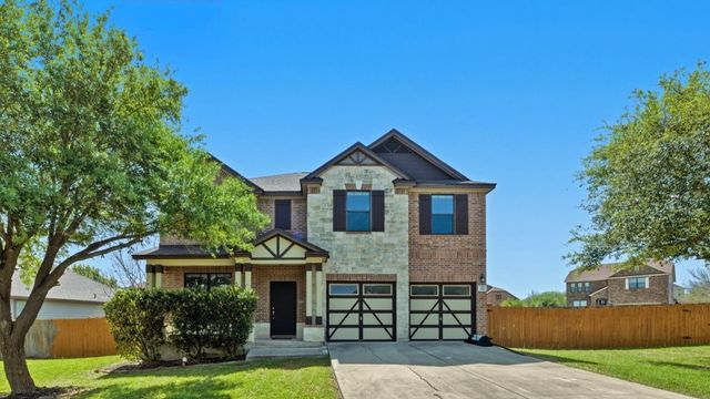 380 Apricot DR, Kyle, TX 78640