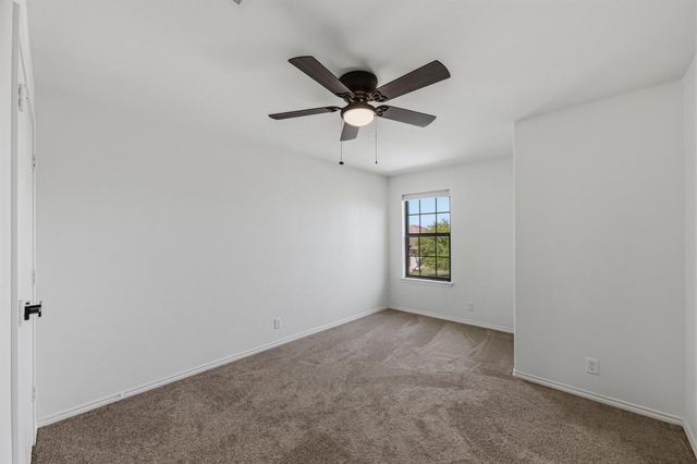 380 Apricot DR, Kyle, TX 78640