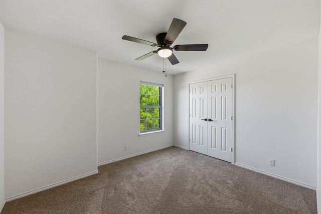 380 Apricot DR, Kyle, TX 78640