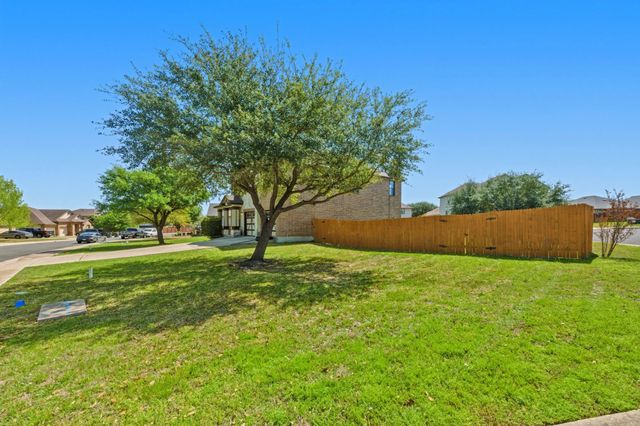 380 Apricot DR, Kyle, TX 78640