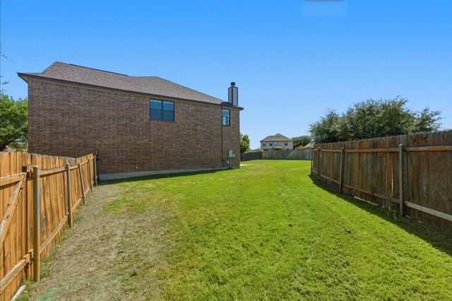 380 Apricot DR, Kyle, TX 78640
