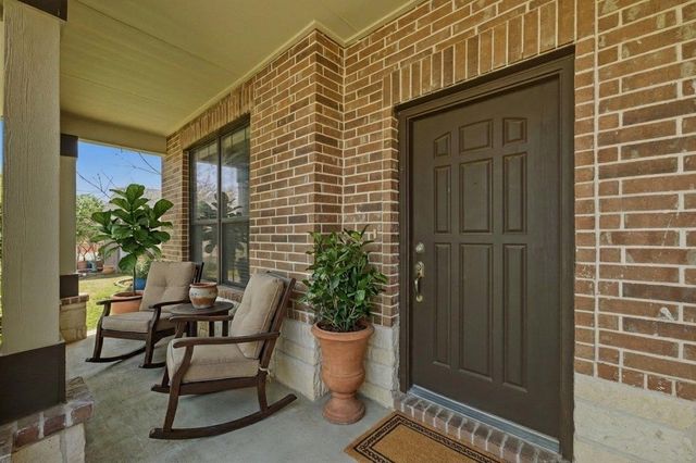 380 Apricot DR, Kyle, TX 78640