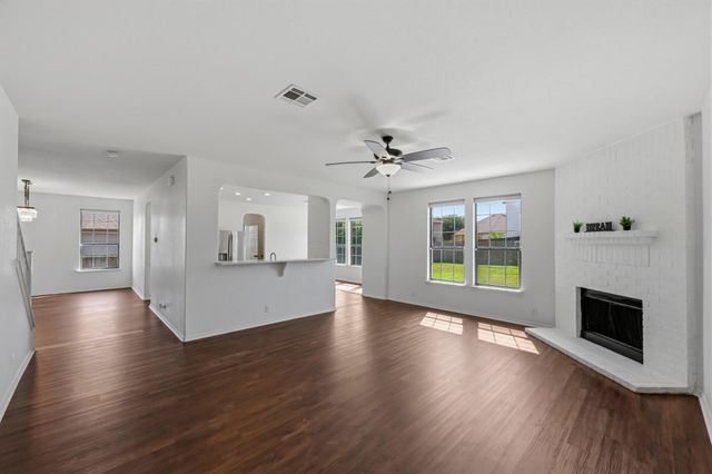 380 Apricot DR, Kyle, TX 78640