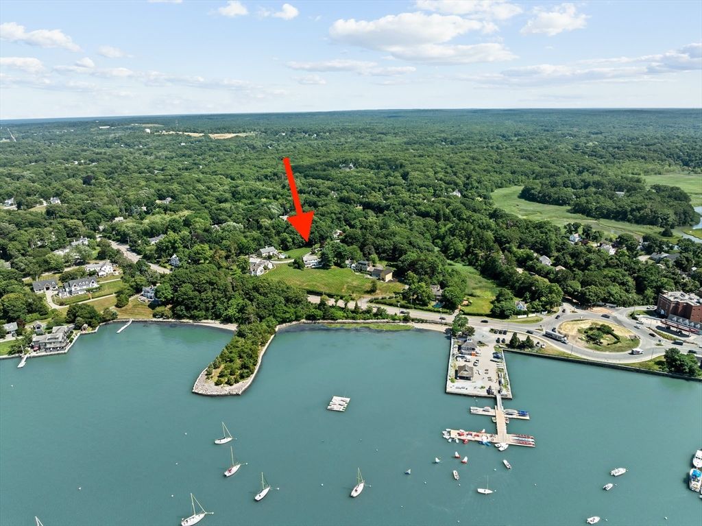 71 Summer St, Hingham, MA 02043