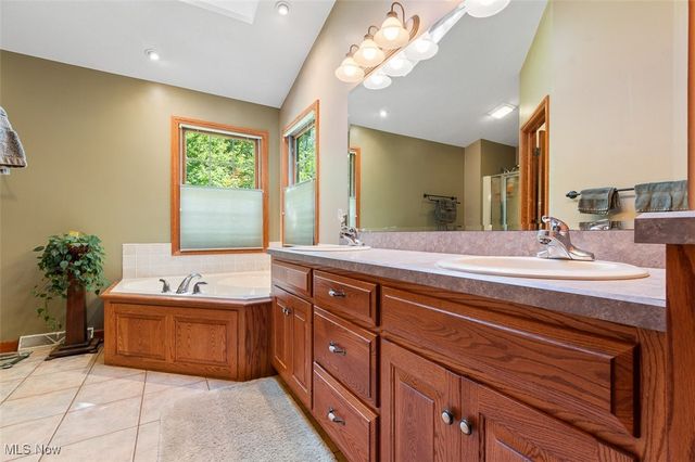 1380 Independence Drive, Orrville, OH 44667