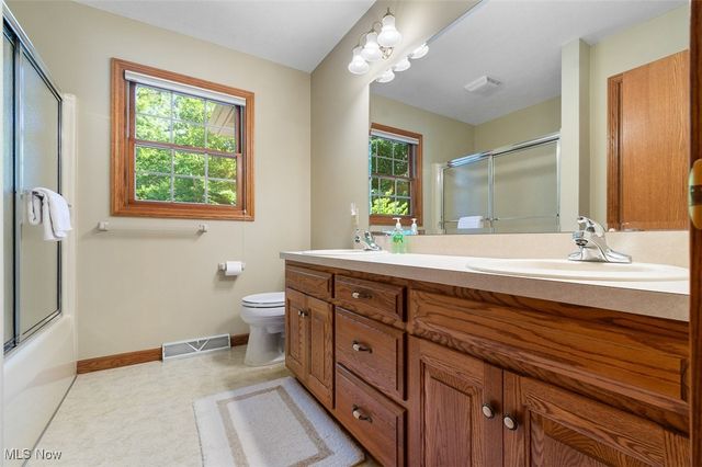 1380 Independence Drive, Orrville, OH 44667