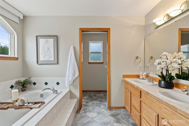 1331 238th Place SW, Bothell, WA 98021