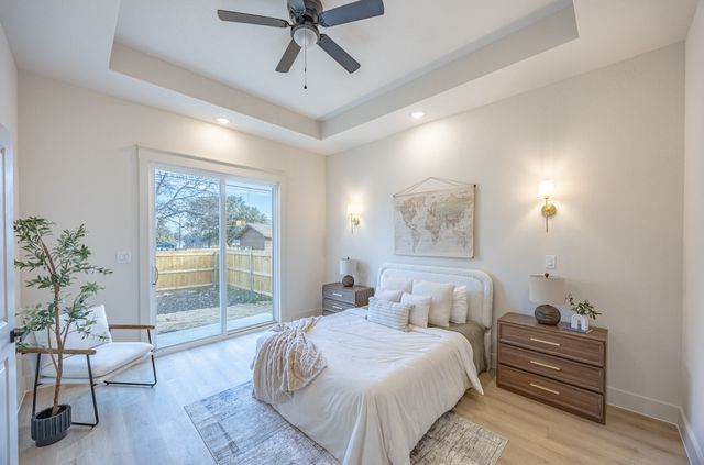 3325 Avenue G, Fort Worth, TX 76105