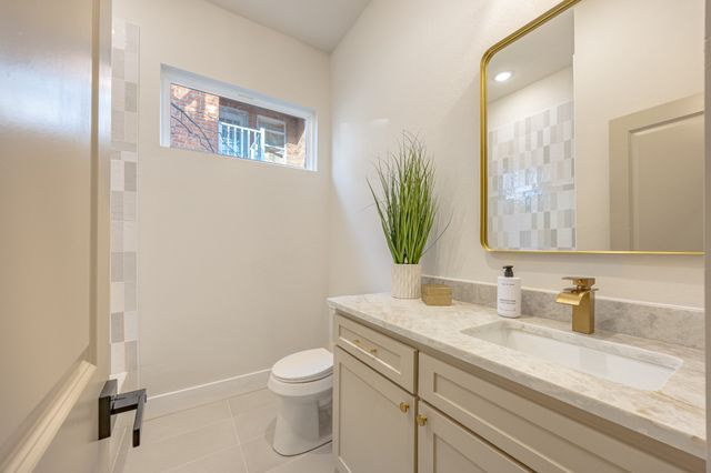 3325 Avenue G, Fort Worth, TX 76105