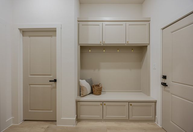 3325 Avenue G, Fort Worth, TX 76105