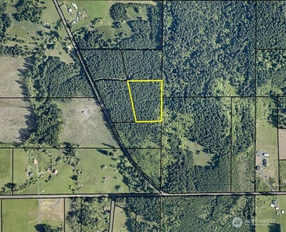 120 Woodberry Lane, Winlock, WA 98596