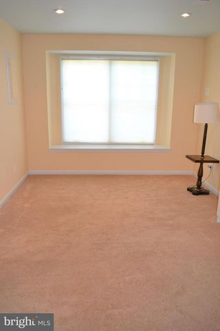 3809 WHISPERING LN, Falls Church, VA 22041