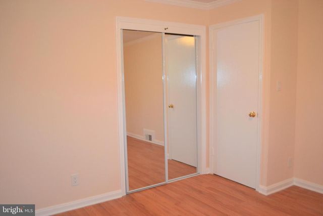 3809 WHISPERING LN, Falls Church, VA 22041