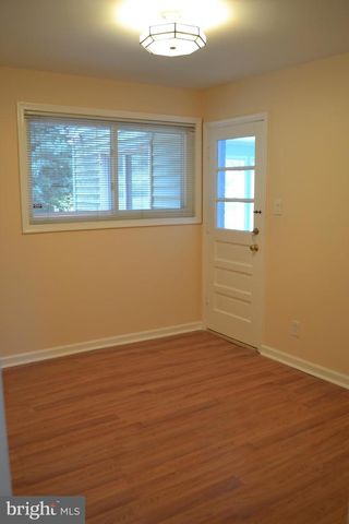 3809 WHISPERING LN, Falls Church, VA 22041