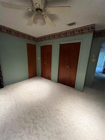 233 E Vaughn Lane, Deer Park, TX 77536