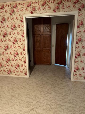 233 E Vaughn Lane, Deer Park, TX 77536