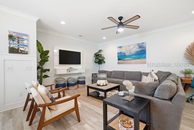 20 Pink Sand Ln, Hilton Head Island, SC 29926