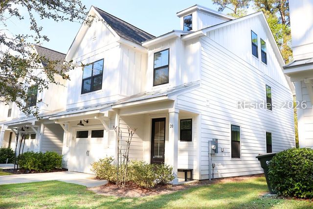 20 Pink Sand Ln, Hilton Head Island, SC 29926