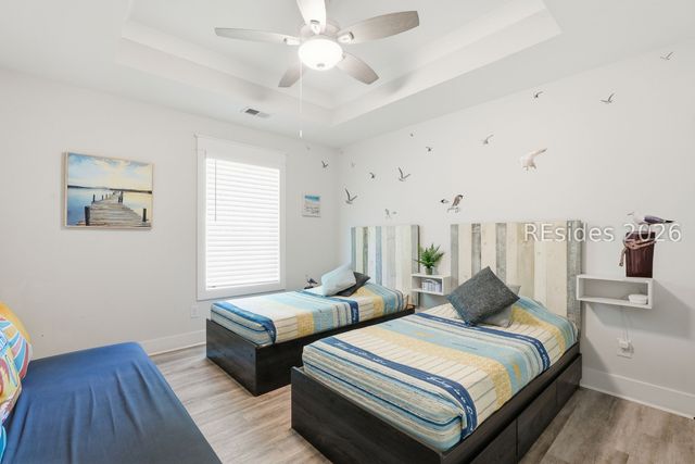 20 Pink Sand Ln, Hilton Head Island, SC 29926