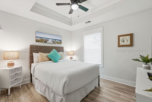 20 Pink Sand Ln, Hilton Head Island, SC 29926