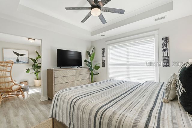 20 Pink Sand Ln, Hilton Head Island, SC 29926