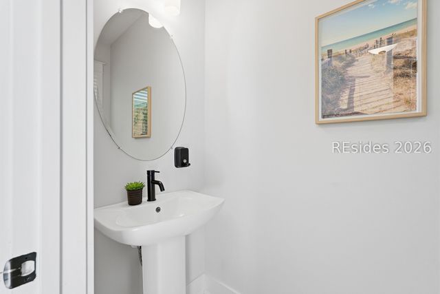 20 Pink Sand Ln, Hilton Head Island, SC 29926
