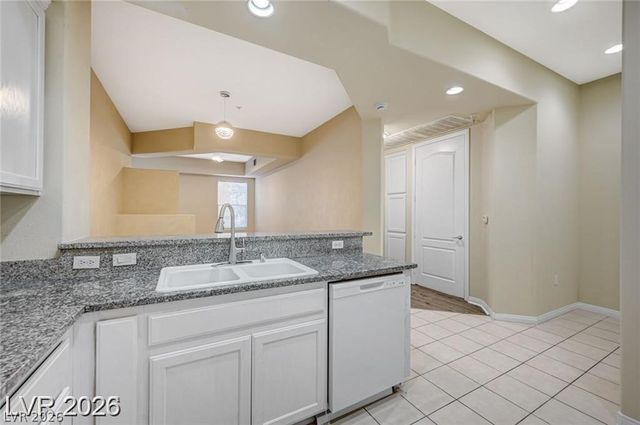 20 Serene Avenue 201, Las Vegas, NV 89123
