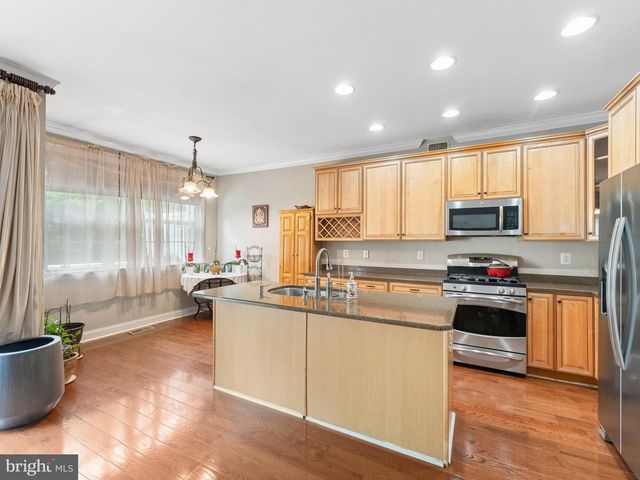 1214 DERRY LN, West Chester, PA 19380
