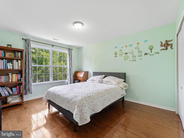 1214 DERRY LN, West Chester, PA 19380
