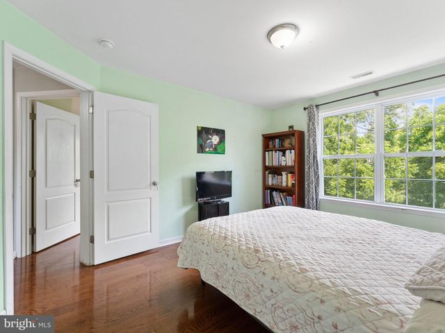 1214 DERRY LN, West Chester, PA 19380