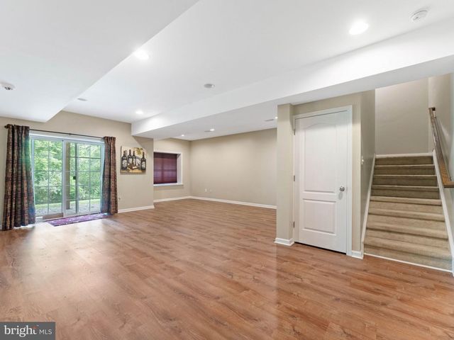 1214 DERRY LN, West Chester, PA 19380