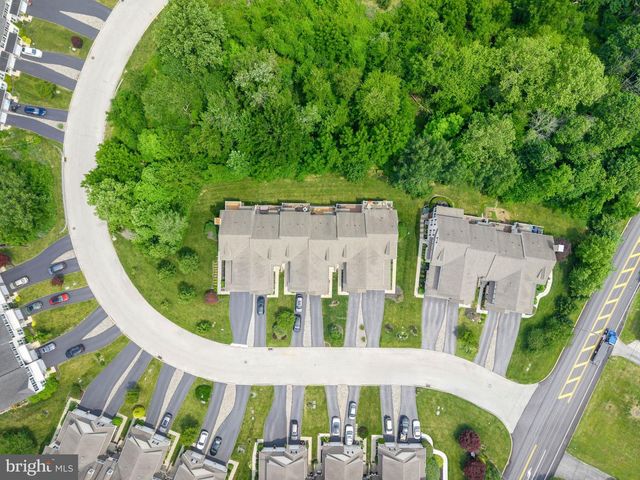 1214 DERRY LN, West Chester, PA 19380