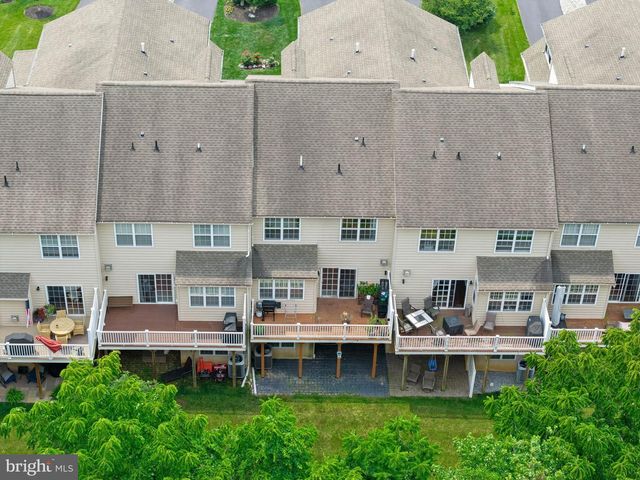 1214 DERRY LN, West Chester, PA 19380