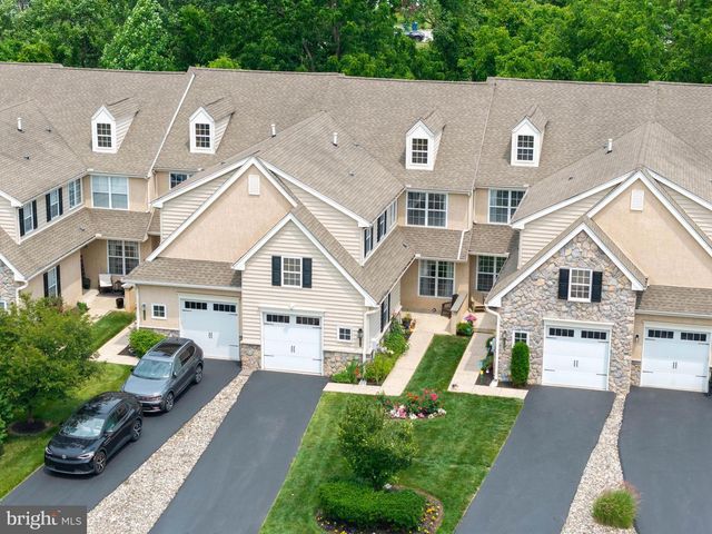 1214 DERRY LN, West Chester, PA 19380