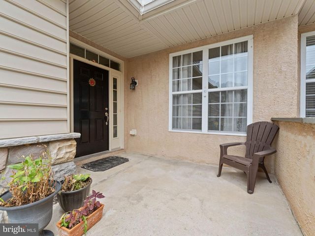 1214 DERRY LN, West Chester, PA 19380