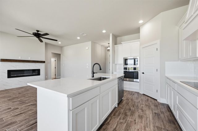 650 Sanger Drive, Springtown, TX 76082