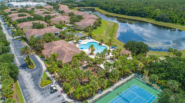 2837 OAKWATER DRIVE 2837, Kissimmee, FL 34747