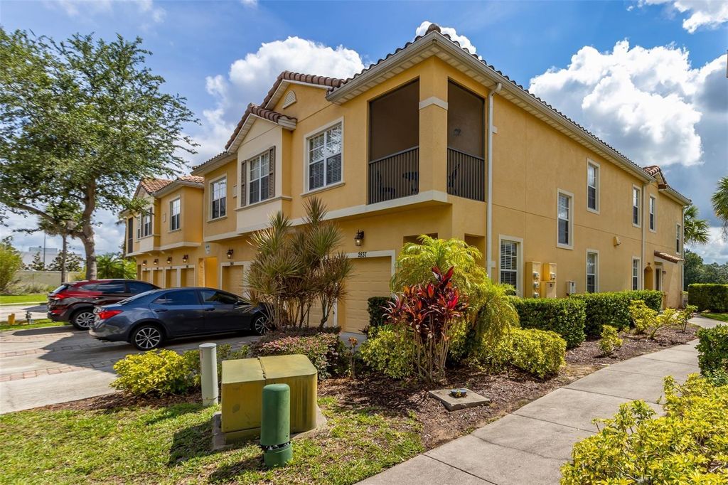 2837 OAKWATER DRIVE 2837, Kissimmee, FL 34747