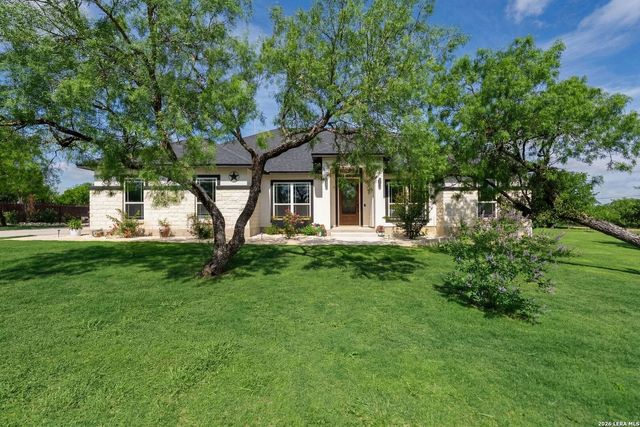 110 CR 3829, San Antonio, TX 78253