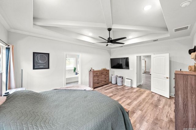 110 CR 3829, San Antonio, TX 78253