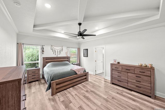 110 CR 3829, San Antonio, TX 78253