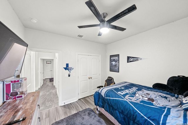 110 CR 3829, San Antonio, TX 78253