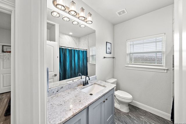 110 CR 3829, San Antonio, TX 78253